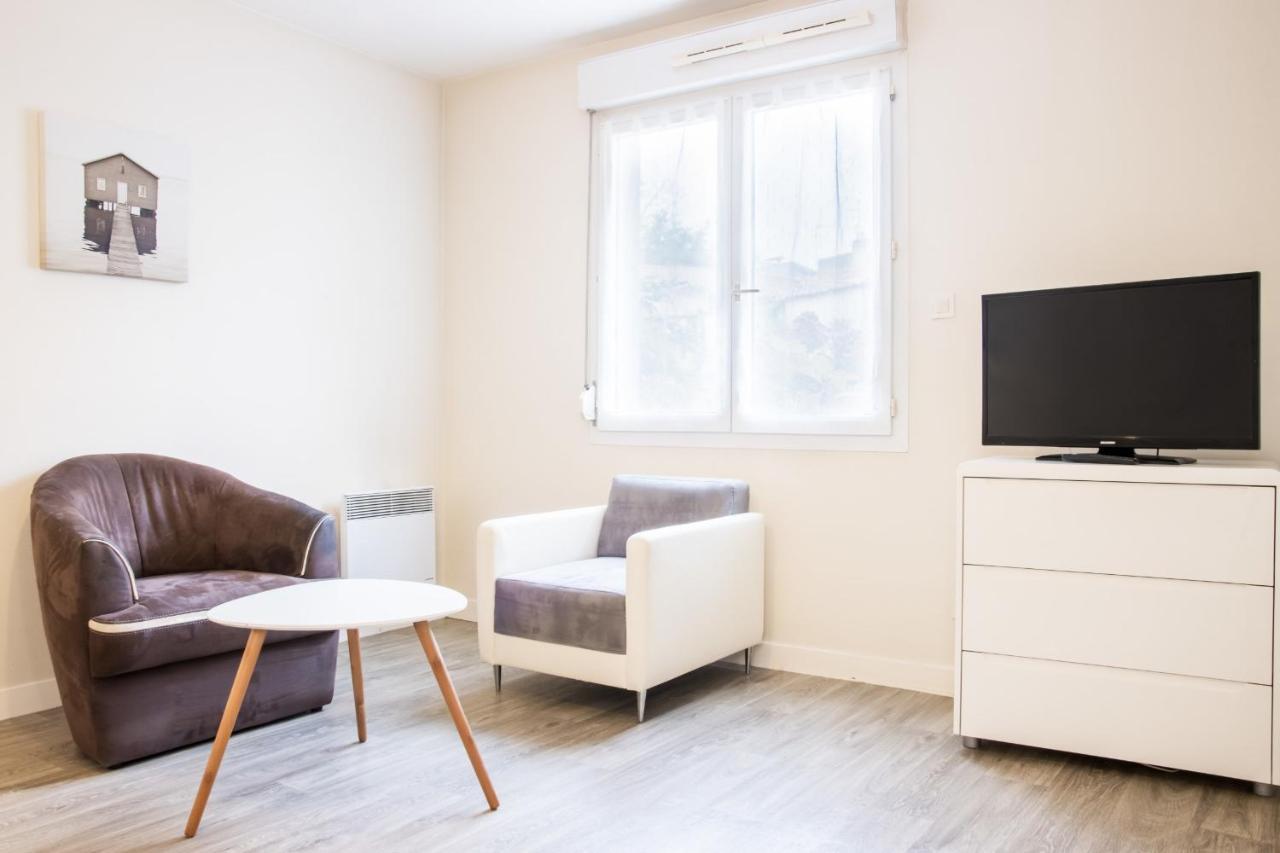 Le 12 Carnot - Serenite Assuree Dans Ce Grand Studio Διαμέρισμα Πουατιέ Εξωτερικό φωτογραφία