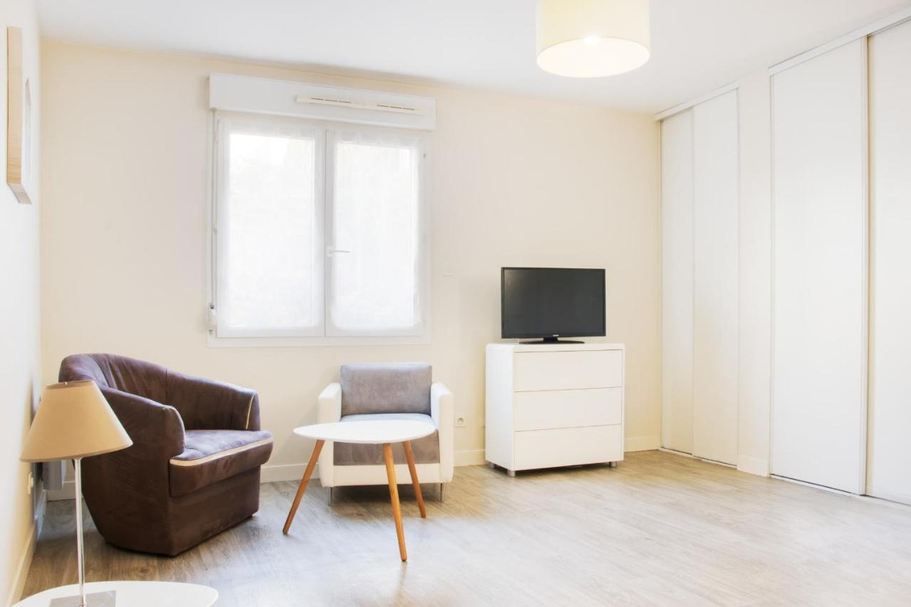 Le 12 Carnot - Serenite Assuree Dans Ce Grand Studio Διαμέρισμα Πουατιέ Εξωτερικό φωτογραφία